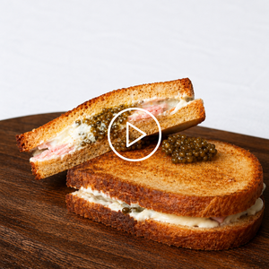 CROQUE-MONSIEUR WITH BÉCHAMEL & QIANDAO CAVIAR